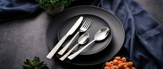 Common Problems Hosts Face with Cutlery During Parties (and How the Right Cutlery Set Solves Them)