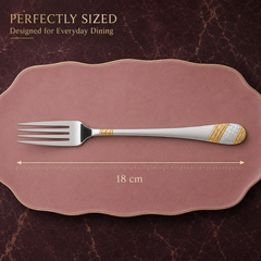FnS Imperio stainless steel dinner fork with 24K gold-plated detailed handle, measuring 18 cm for everyday dining use.
