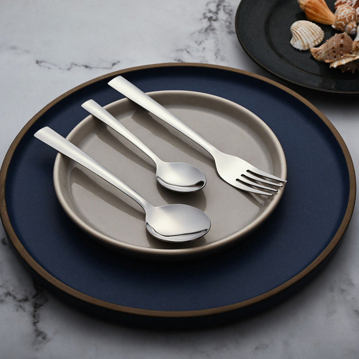 Montavo by FnS Amigo Stainless Steel Cutlery Set of 18 Pcs