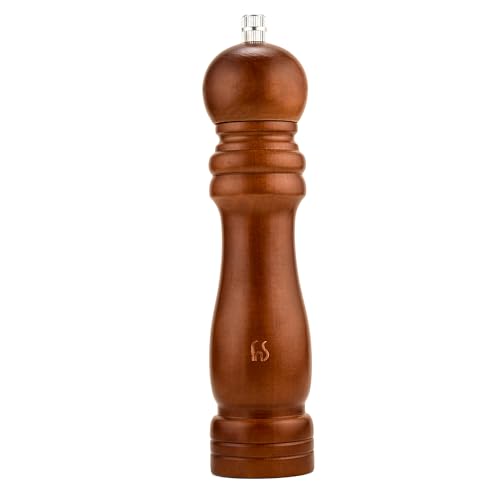 FnS Wooden Salt & Pepper Shakers