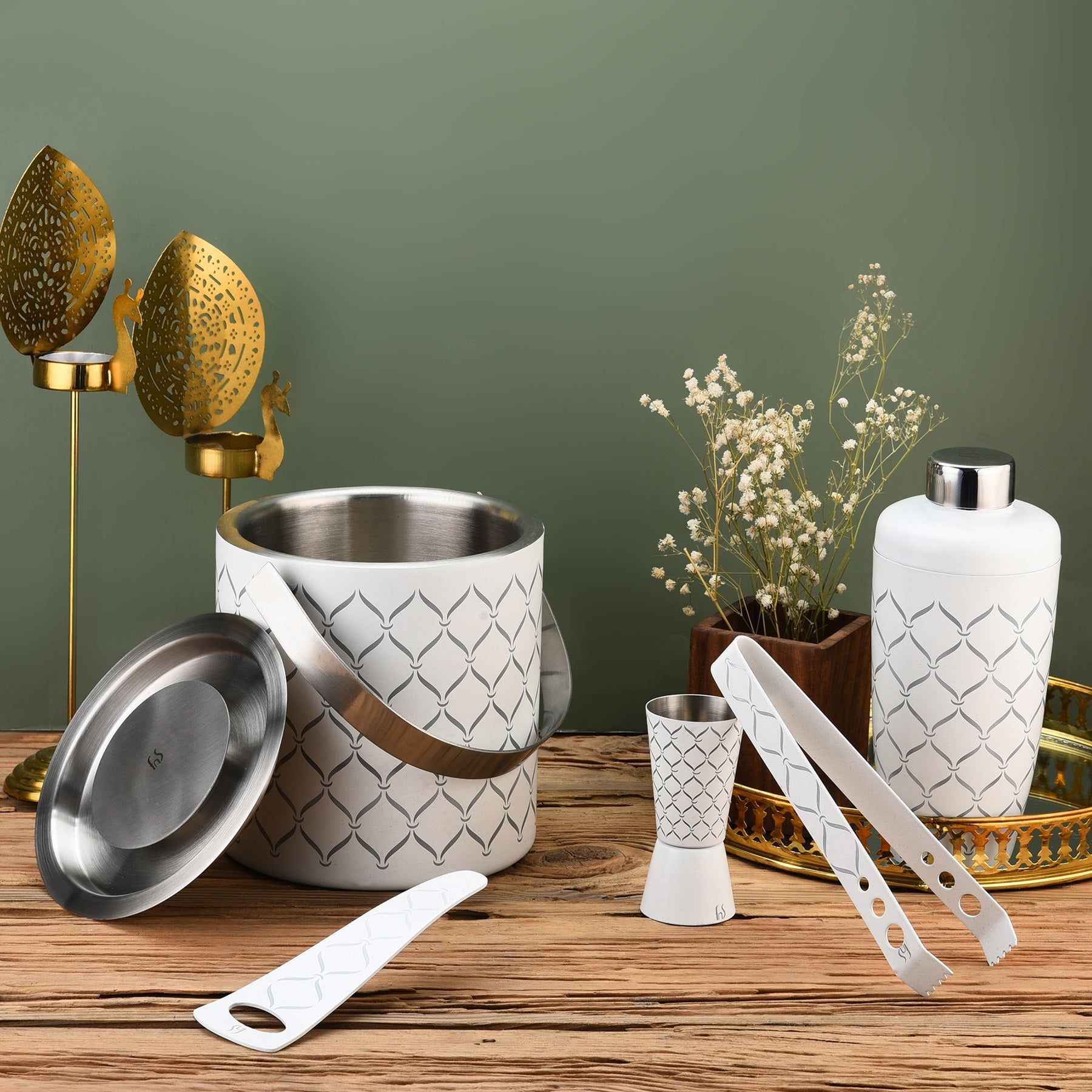 FnS Zurich white finish 5 Pc Bar Set (White)