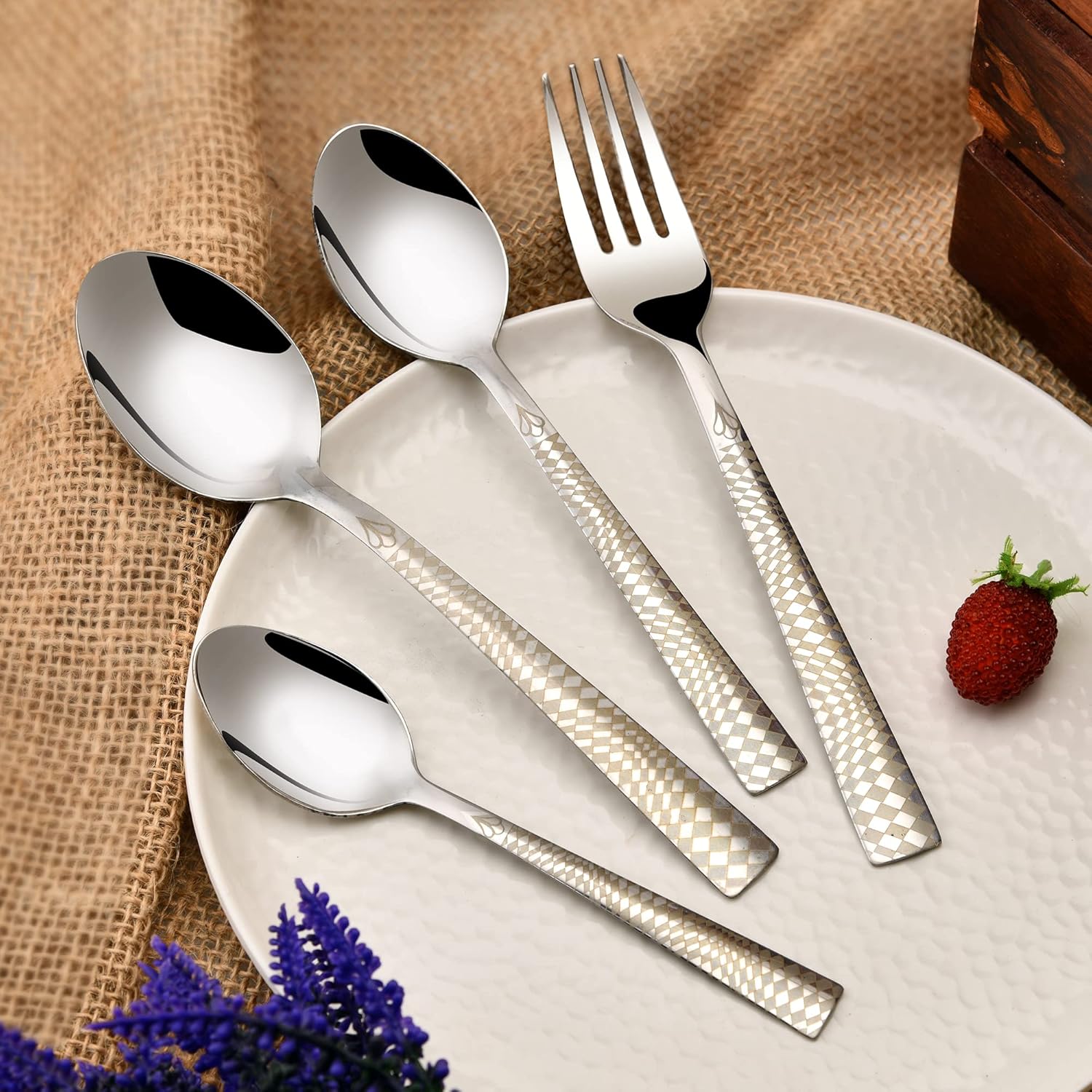 Montavo by FnS Lush Premium 24 Pcs Cutlery Set with Stand