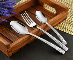 FnS Madrid 18 Hammered Finish Cutlery Set with Leatherette Box