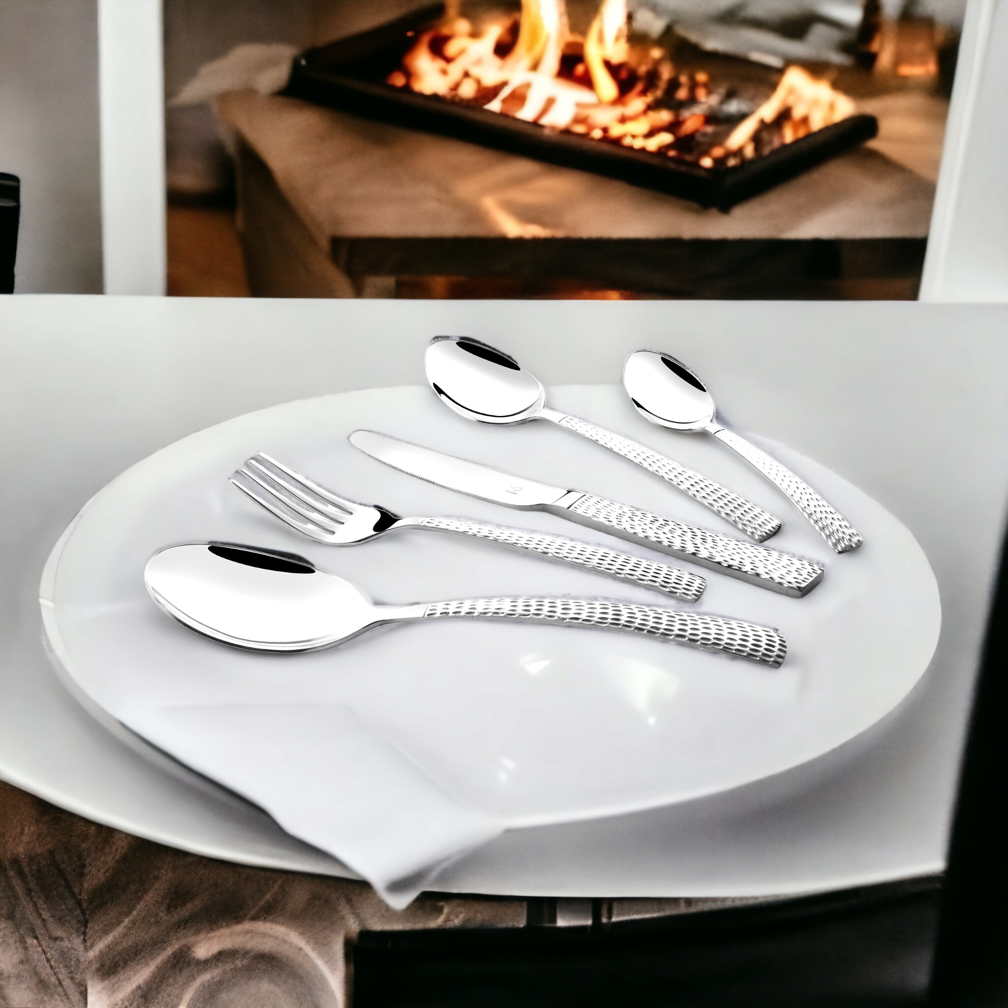 FnS Madrid Hammer Finish 26 Pc Cutlery Set with Leatherette Box