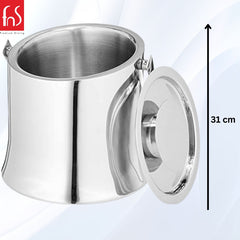 Illustration of person with FNS Mirage ice bucket showing 31 cm height for size guide.